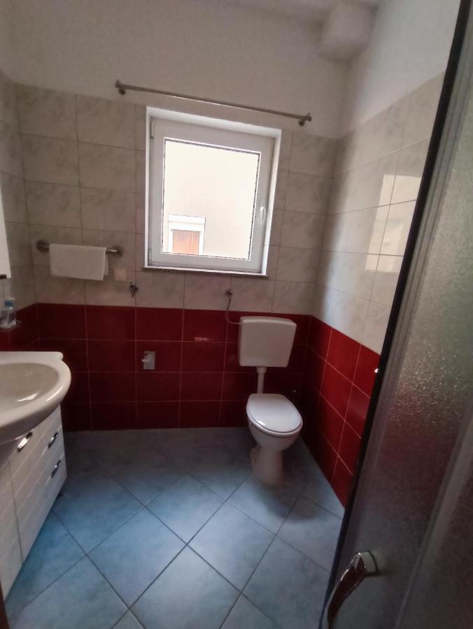 Apartmani Centar Стариград-Пакленица Екстериор снимка