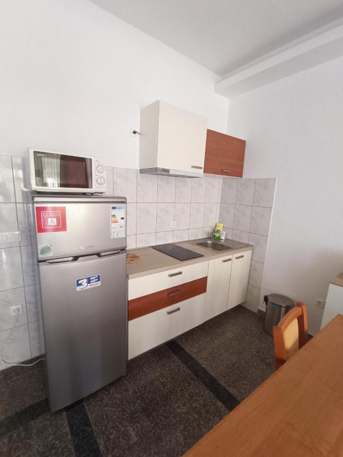 Apartmani Centar Стариград-Пакленица Екстериор снимка